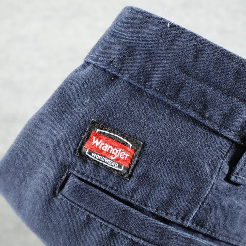 Wrangler Cargo Pants Mens 38x30 Navy Blue Workwear Straight Leg Multi Pocket - Picture 3 of 10